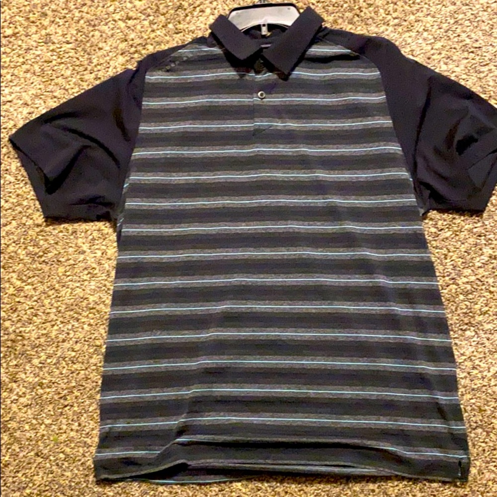 Like new under armour heat gear polo